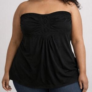 Kismet BLACK Crochet Accent Top